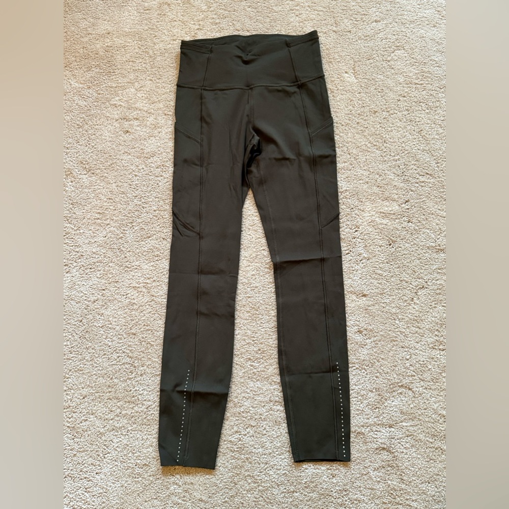 Lululemon : Fast & free 7/8 tight size 4